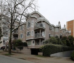 Linden House in Vancouver, BC - Building Photo