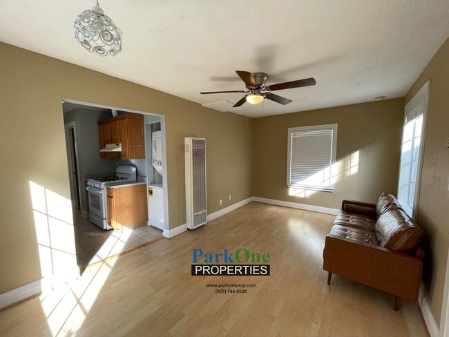 305 Ward St in Martinez, CA - Building Photo - Building Photo