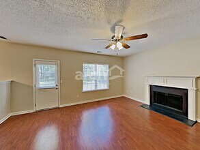 3321 Metro Way in Snellville, GA - Building Photo - Building Photo