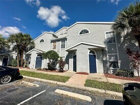 1612 Columbia Arms Cir in Kissimmee, FL - Building Photo
