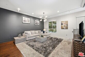 5911 Saturn St in Los Angeles, CA - Building Photo - Building Photo