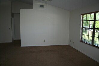 1220 Ambra Dr in Melbourne, FL - Building Photo - Building Photo