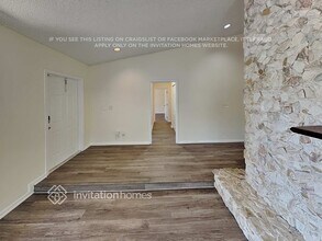 10941 NW 7th St in Coral Springs, FL - Foto de edificio - Building Photo