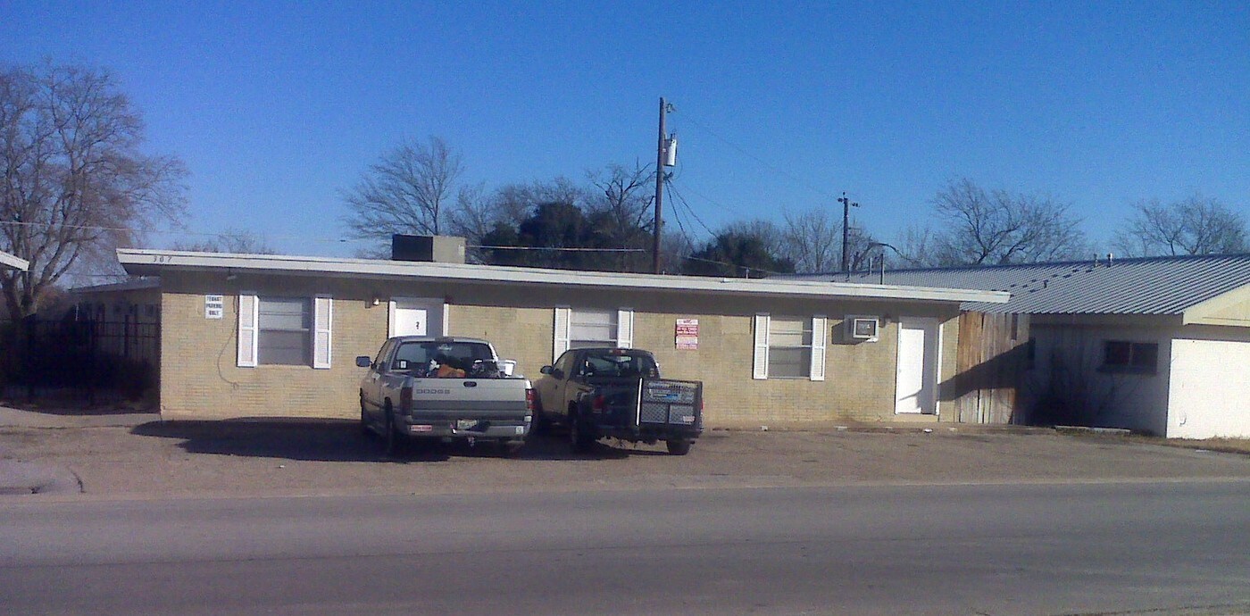 HillStone Apartments in Killeen, TX - Building Photo