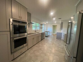 441 Monrovia St in Shreveport, LA - Building Photo - Building Photo