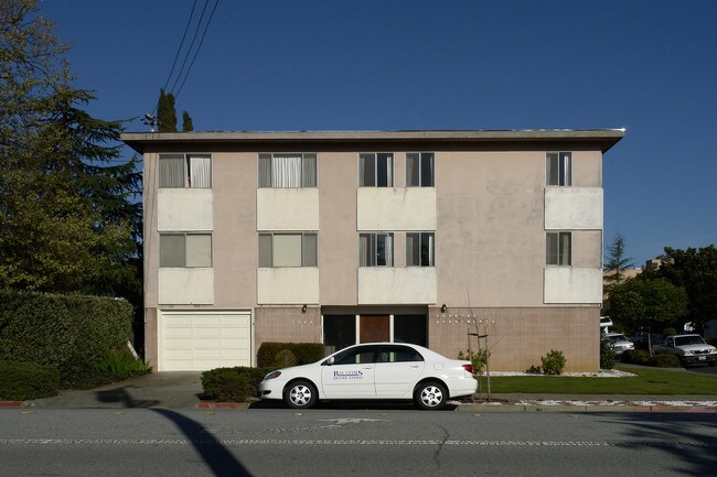 1302 Hopkins Ave in Redwood City, CA - Building Photo - Building Photo