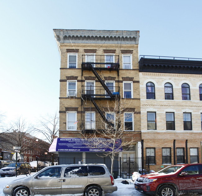 194 Irving Ave in Brooklyn, NY - Building Photo - Building Photo