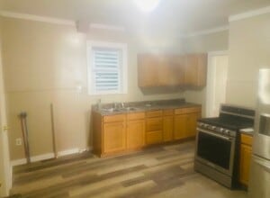 362 9th St, Unit 1st Floor in Troy, NY - Foto de edificio - Building Photo