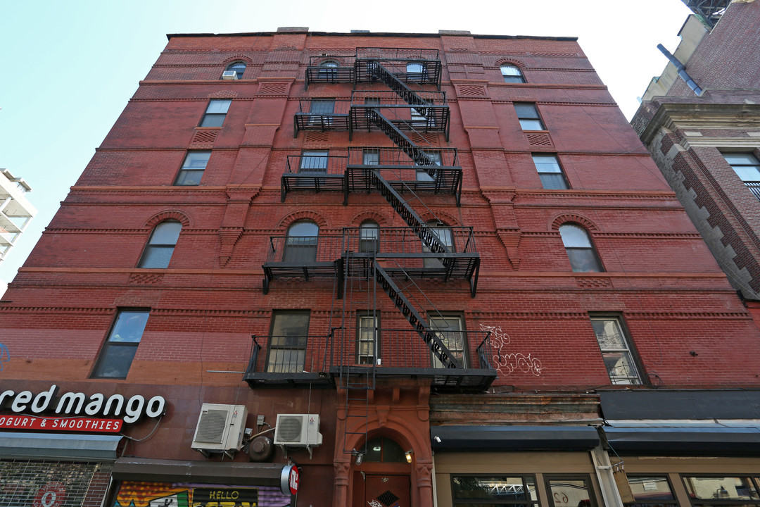 145 Allen St in New York, NY - Foto de edificio