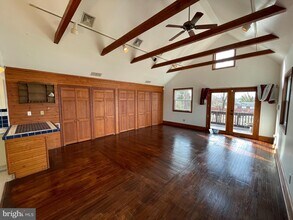 100 W Brown St in Norristown, PA - Building Photo - Building Photo