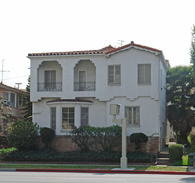 9556 W Olympic Blvd in Beverly Hills, CA - Building Photo - Building Photo