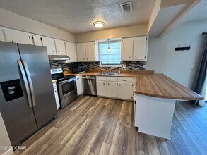 249 Hannover Cir in Panama City, FL - Building Photo - Building Photo