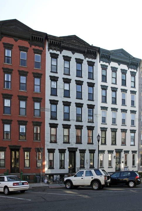 1109 Washington St in Hoboken, NJ - Building Photo