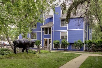 Buffalo Canyon in Boulder, CO - Foto de edificio - Building Photo
