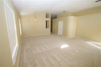 1001 Black Willow Dr in Oviedo, FL - Building Photo - Building Photo