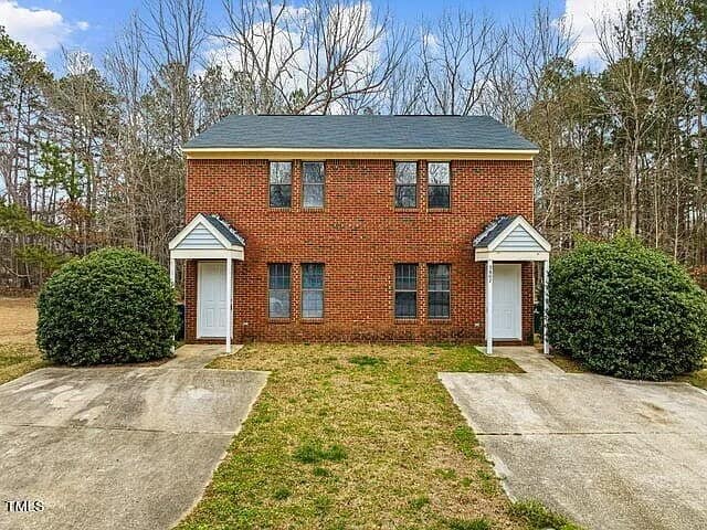 property at 2805 Ferret Ct
