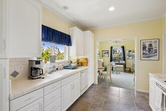 1500 Longhorn Ln in Petaluma, CA - Building Photo - Building Photo
