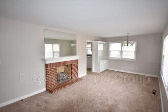 1813 Catawba St in Fayetteville, NC - Building Photo - Building Photo