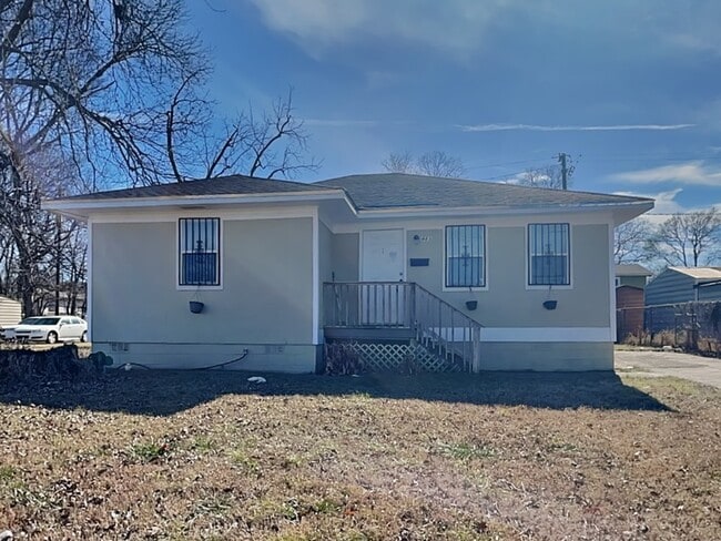 property at 481 Iota Ave S