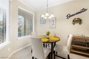 9441 Benvenuto Ct in Naples, FL - Building Photo