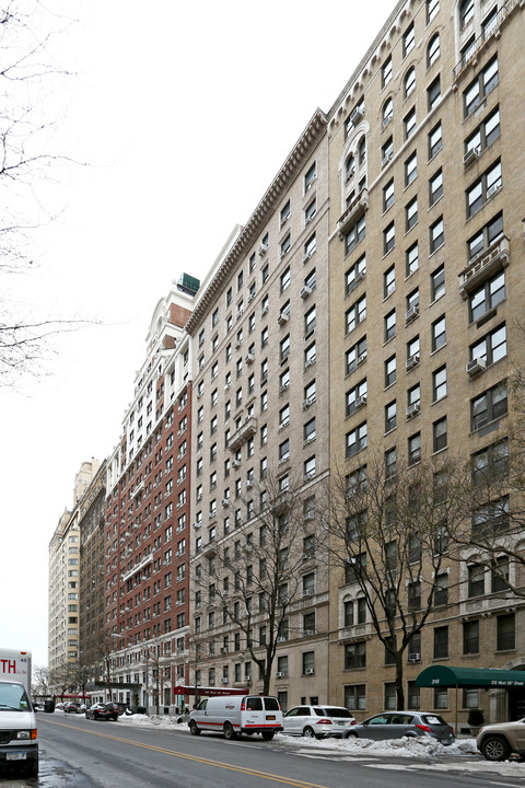 325 W 86th St in New York, NY - Building Photo