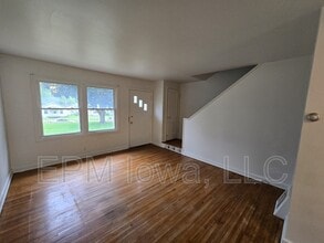 257 Madison St in Waterloo, IA - Building Photo - Building Photo