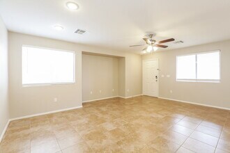 7216 Plushstone St in Las Vegas, NV - Building Photo - Building Photo