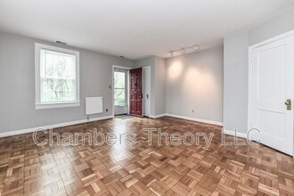 1501 S Edgewood St in Arlington, VA - Building Photo - Building Photo