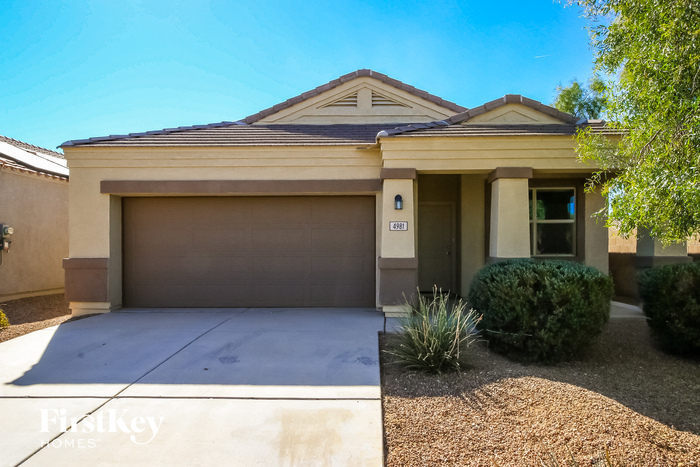 4981 E Kyanite Rd in San Tan Valley, AZ - Building Photo