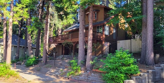 26491 Fernrock Rd in Twin Peaks, CA - Building Photo - Building Photo