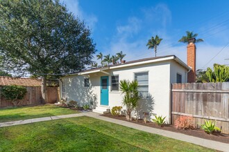 643 Fern Glen in San Diego, CA - Foto de edificio - Building Photo