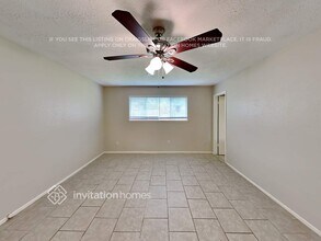 16511 Forest Bend Ave in Friendswood, TX - Building Photo - Building Photo