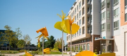 The Metropolitan Downtown Columbia in Columbia, MD - Foto de edificio - Building Photo