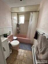 5 Durham St, Unit 3 in Somerville, MA - Foto de edificio - Building Photo