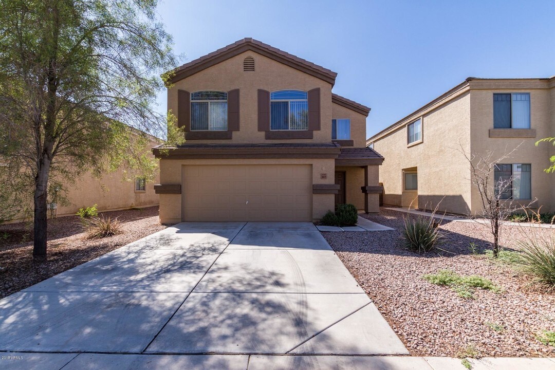 36575 W Nina St in Maricopa, AZ - Building Photo