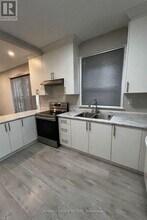 4554 Third Ave in Niagara Falls, ON - Building Photo - Building Photo