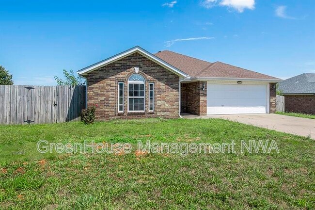 520 Dewberry Ln in Centerton, AR - Building Photo - Building Photo