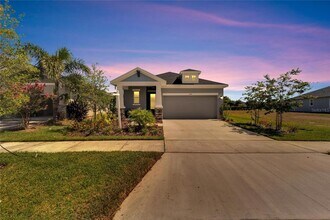 5414 Silver Sun Dr in Apollo Beach, FL - Building Photo - Building Photo