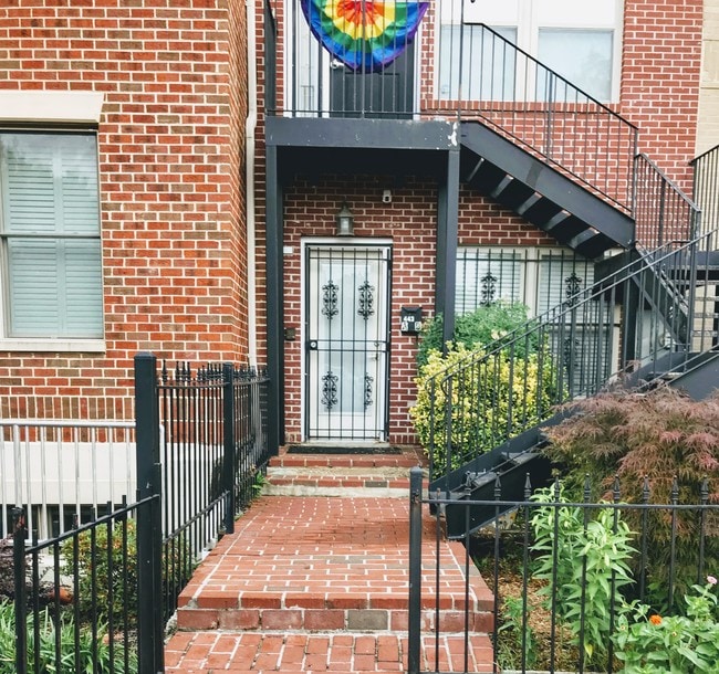 property at 443 R St NW