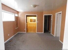 14887 Sorrento Ave in Detroit, MI - Building Photo