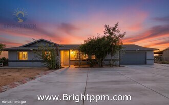 21667 Laguna Rd in Apple Valley, CA - Building Photo