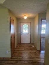 4798 W Kingsbury St in Springfield, MO - Building Photo - Building Photo