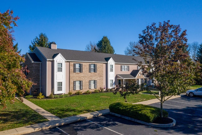 Greenview Terrace in Lancaster, PA - Foto de edificio - Building Photo