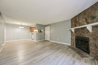 940 S Walden Way in Aurora, CO - Building Photo - Building Photo