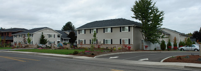 Glen Creek Park Apartments