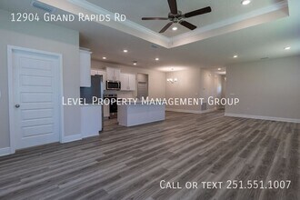 12904 Grand Rpds Rd in Fairhope, AL - Building Photo - Building Photo