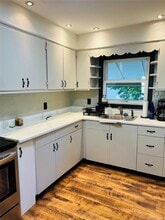 4299 Express Dr N in Ronkonkoma, NY - Foto de edificio - Building Photo