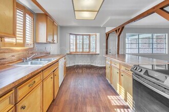 13331 Villagrove Dr in Houston, TX - Building Photo - Building Photo