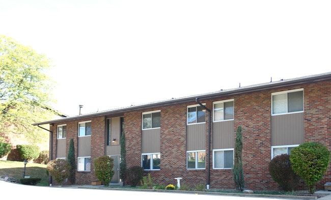 206 Hook St in Mars, PA - Foto de edificio - Building Photo