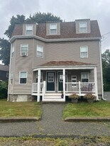 8 Quincy Ave in Norwood, MA - Building Photo